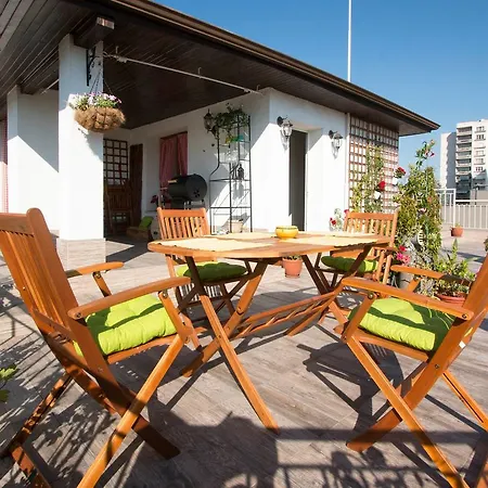 Rooftop Terrace & Studio Next To The Center Apartamento Sofía