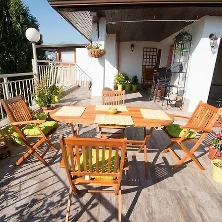 Rooftop Terrace & Studio Next To The Center * ソフィア